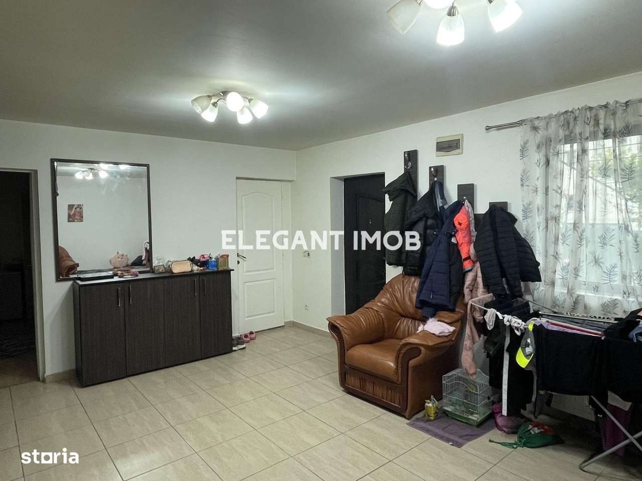 Vila in Tunari in Cartierul Florilor - Imagine principală: 4/15