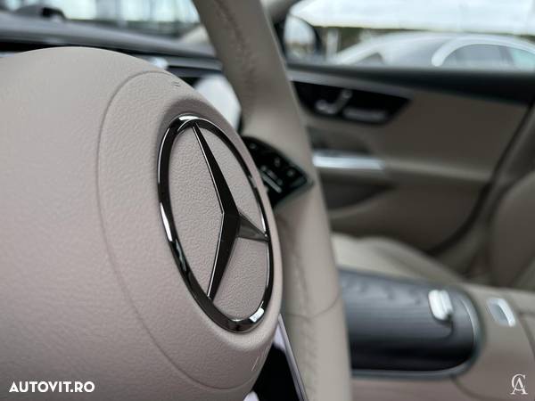 Mercedes-Benz E 220 d 4MATIC Aut. - 24