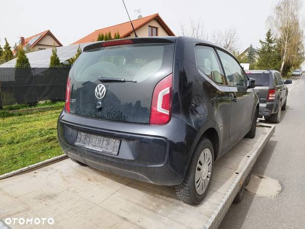 Volkswagen up! move - 11