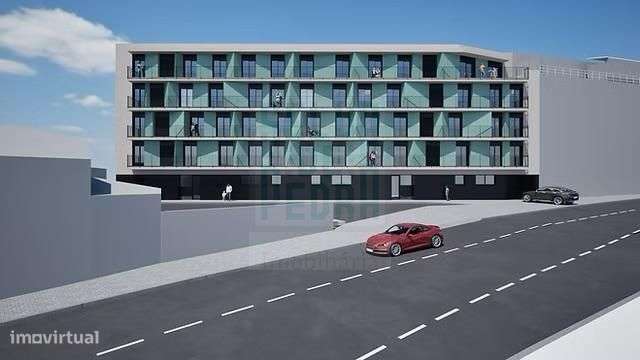 T0 novo c/ varanda e lugar de garagem-13