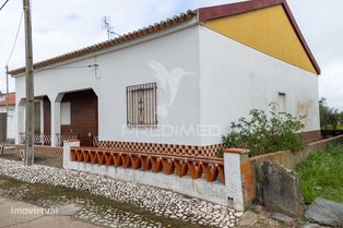 Moradia T3 com Anexo, Quintal, Garagem- Ferreira de Capelins Alandroal - Grande imagem: 5/37