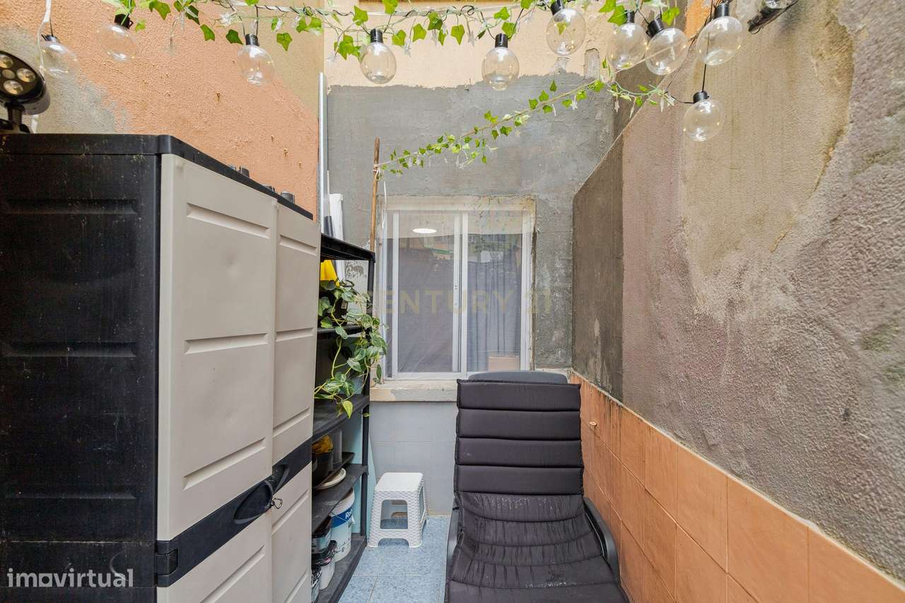 Apartamento T2 com logradouro - Grande imagem: 3/22