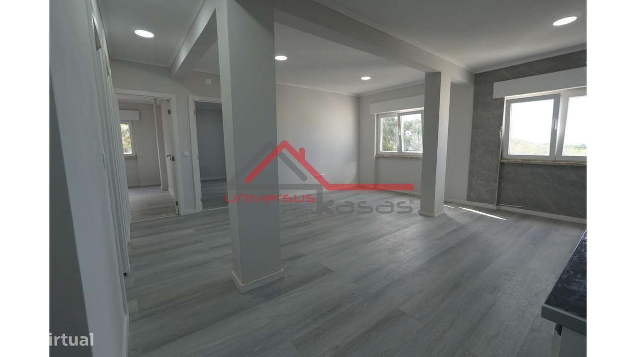 Apartamento T2 Remodelado em Setúbal-5