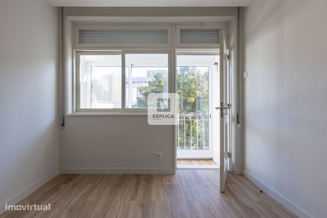 Apartamento T3 renovado em Massarelos-24