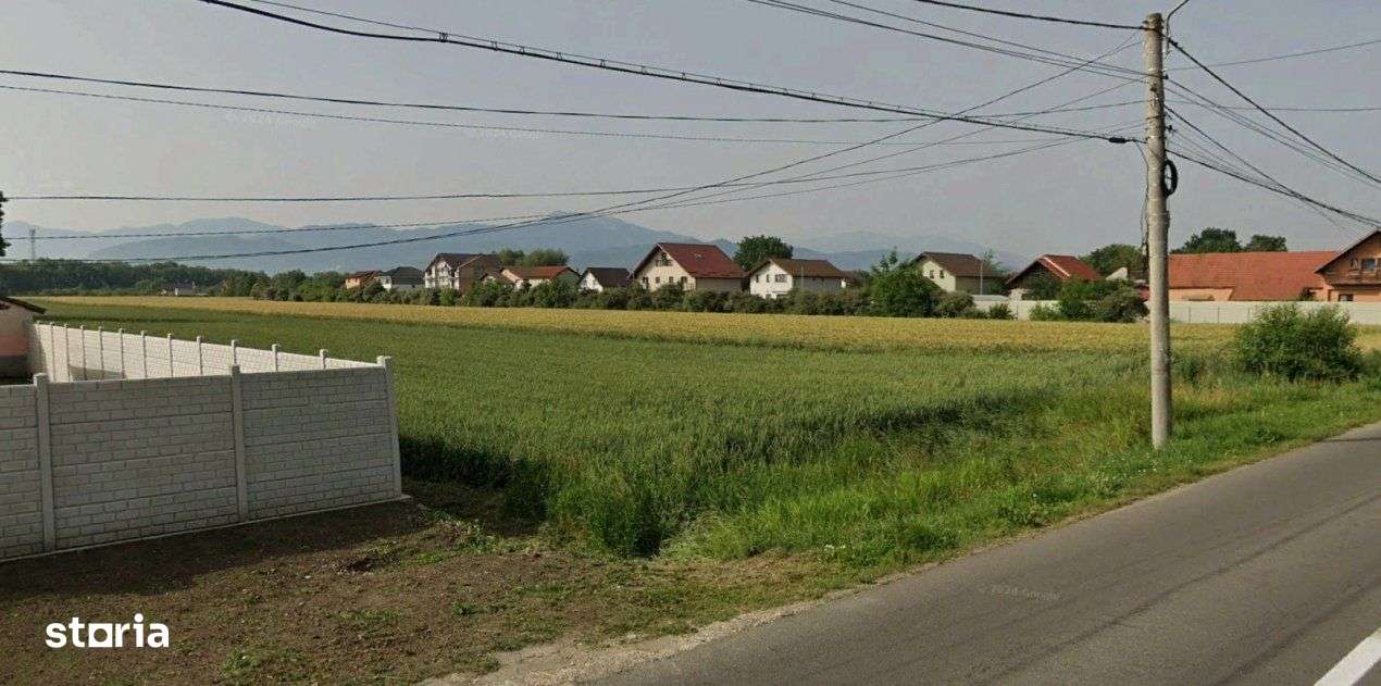 Teren la strada principala in centrul cartierului Stupini - Imagine principală: 2/2