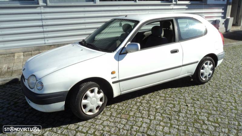 Toyota Corolla E11 2.0D 3P 1998 - Para Peças - 2