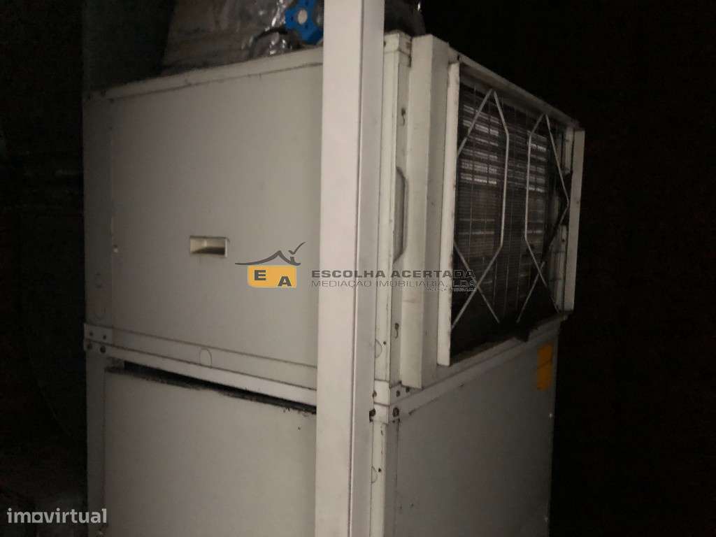 Loja em Valadares - Grande imagem: 5/15