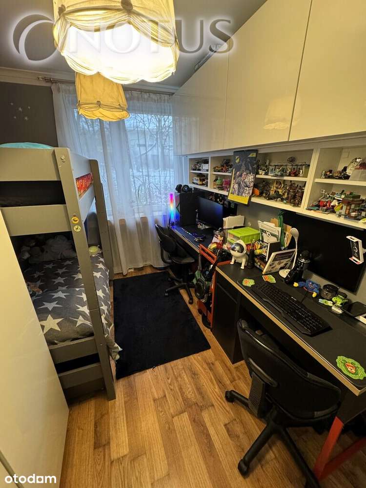 3 pokoje przy tramwaju, z miejscem, do wejścia-6