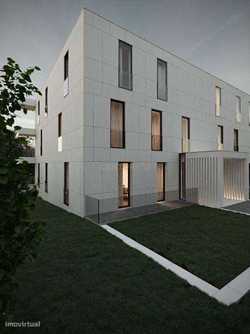 T2 Único com Terraço de 277m² | Valbom, Gondomar-25