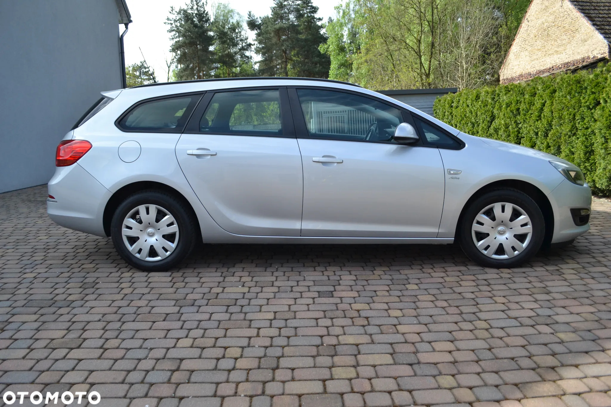 Opel Astra IV 1.4 T Enjoy EU6 - 12