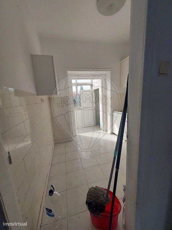 Apartamento T2 para arrendamento - Grande imagem: 2/10