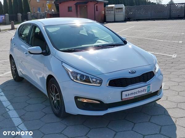 Kia Ceed 1.4 L Business Line - 13