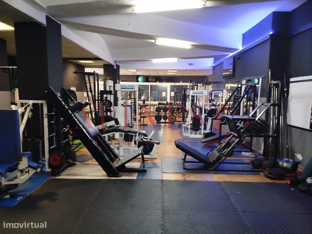 ESPAÇO COMERCIAL /HABITACIONAL EM CASCAIS - Grande imagem: 1/9