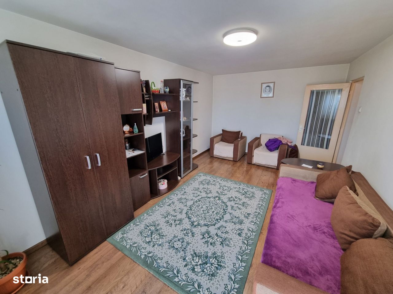 Bratianu sr uri-apartament 3 camere decomandat stradal