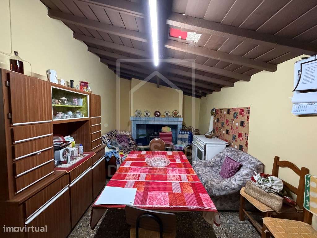 Moradia T2 com quintal e garagem em Selmes - Grande imagem: 4/30