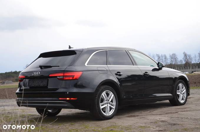 Audi A4 Avant 2.0 TDI ultra S tronic sport - 18