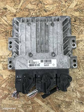 Calculator motor ECU Dacia Duster 2015 Diesel 4x2 - 1