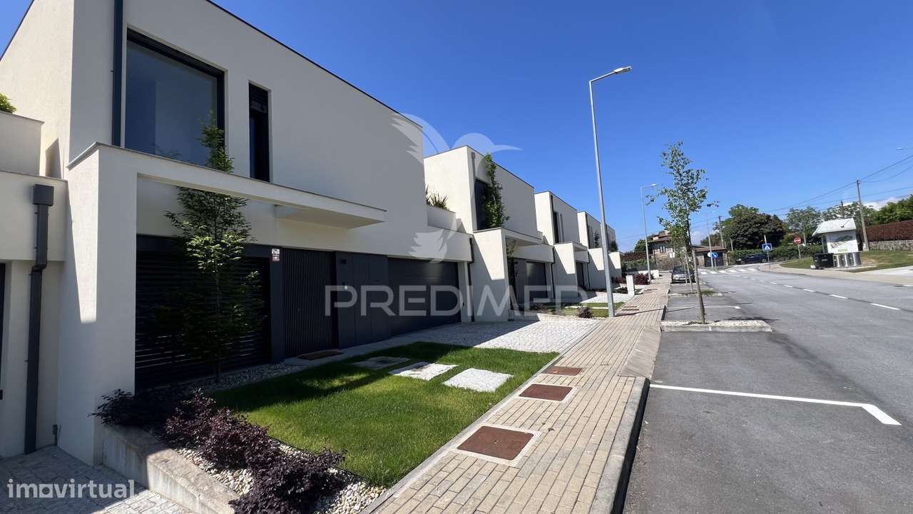 MORADIA T3 NOVA_PALMEIRA, BRAGA - Grande imagem: 4/35