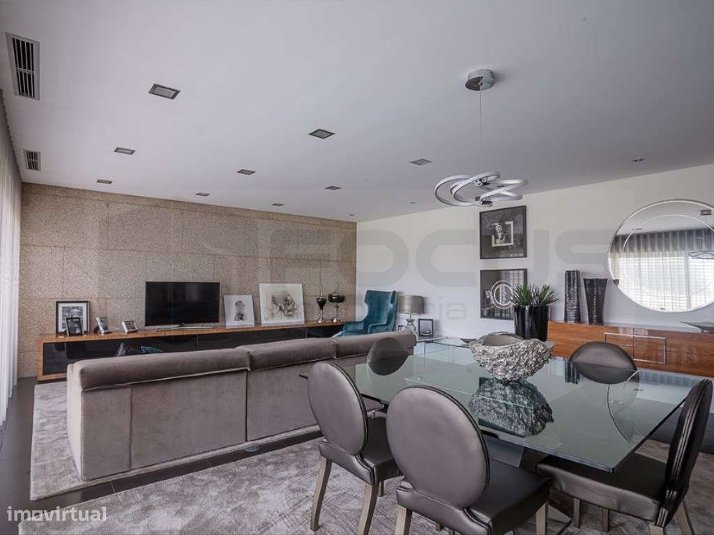 Moradia isolada em Salreu- Estarreja - Espetacular !!! - Grande imagem: 4/34