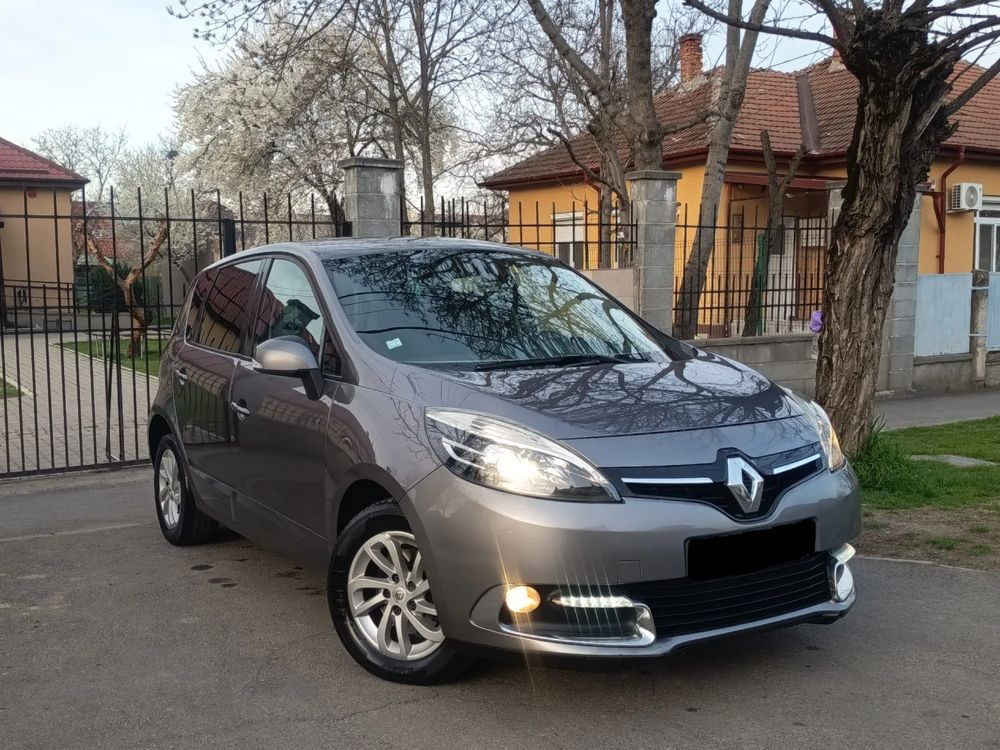 Renault Scenic 2012