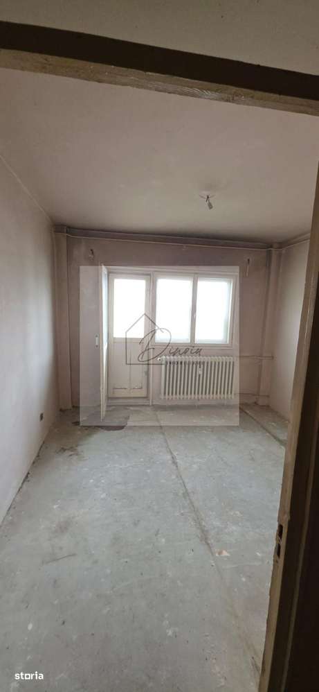 Apartament 4 camere B-dul Tineretului I Locatie excelenta I COMISION 0-11