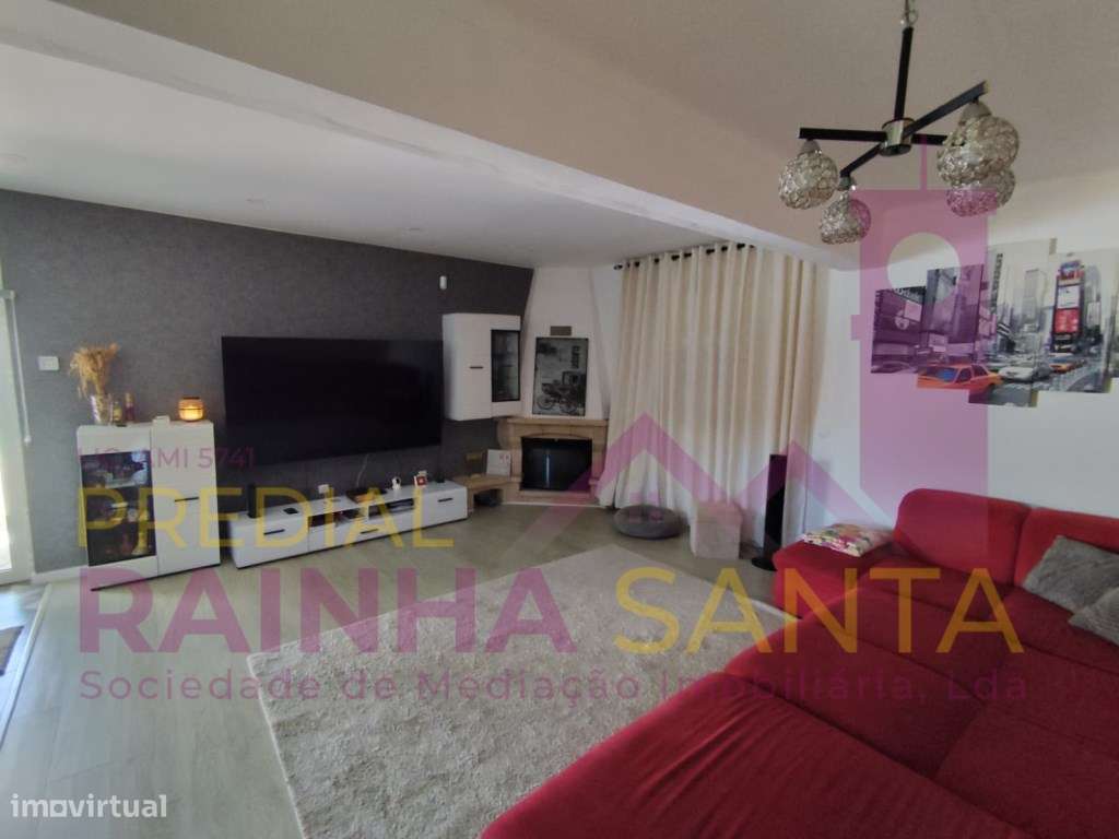 Moradia isolada T4 renovada com 4800 m² de terreno em Amiais de Cim...-18