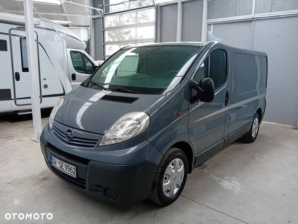 Opel vivaro - 1