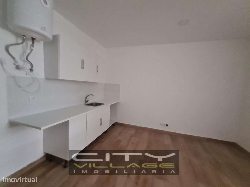 Prédio Centro Montijo-10