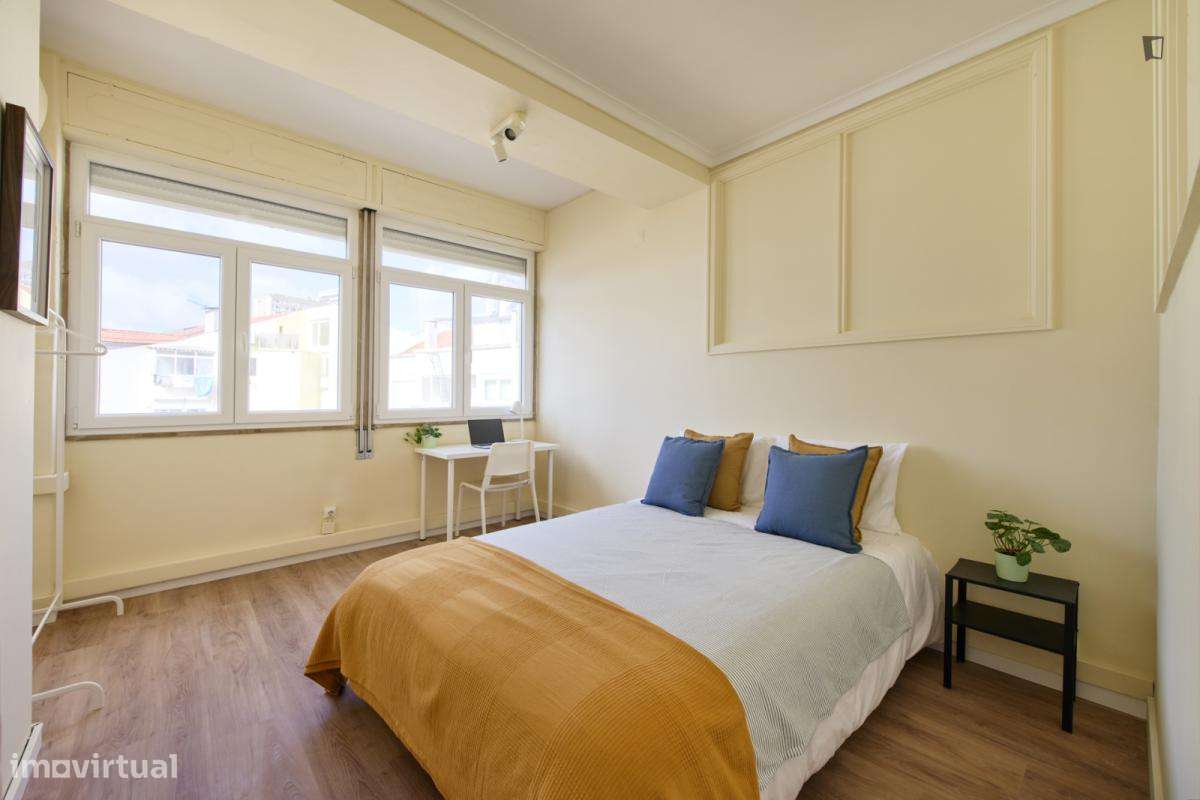 Quarto - localizado em Picoas Lisbon - Grande imagem: 5/15