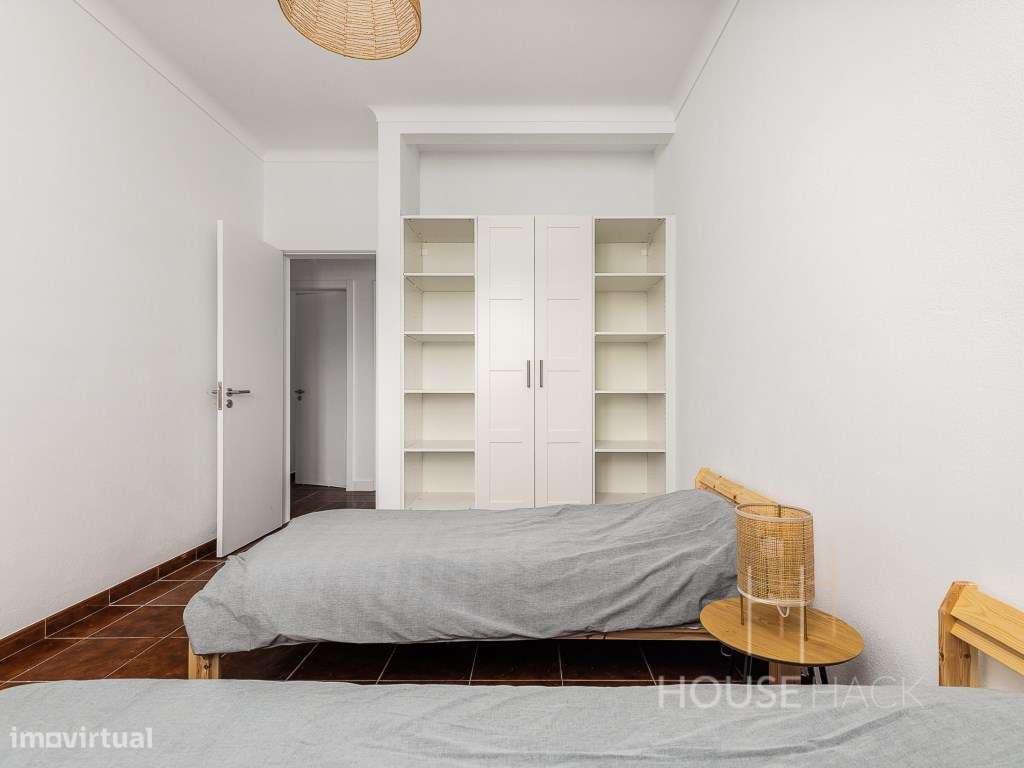 Moradia com piscina junto à Barragem de Castelo de Bode-27