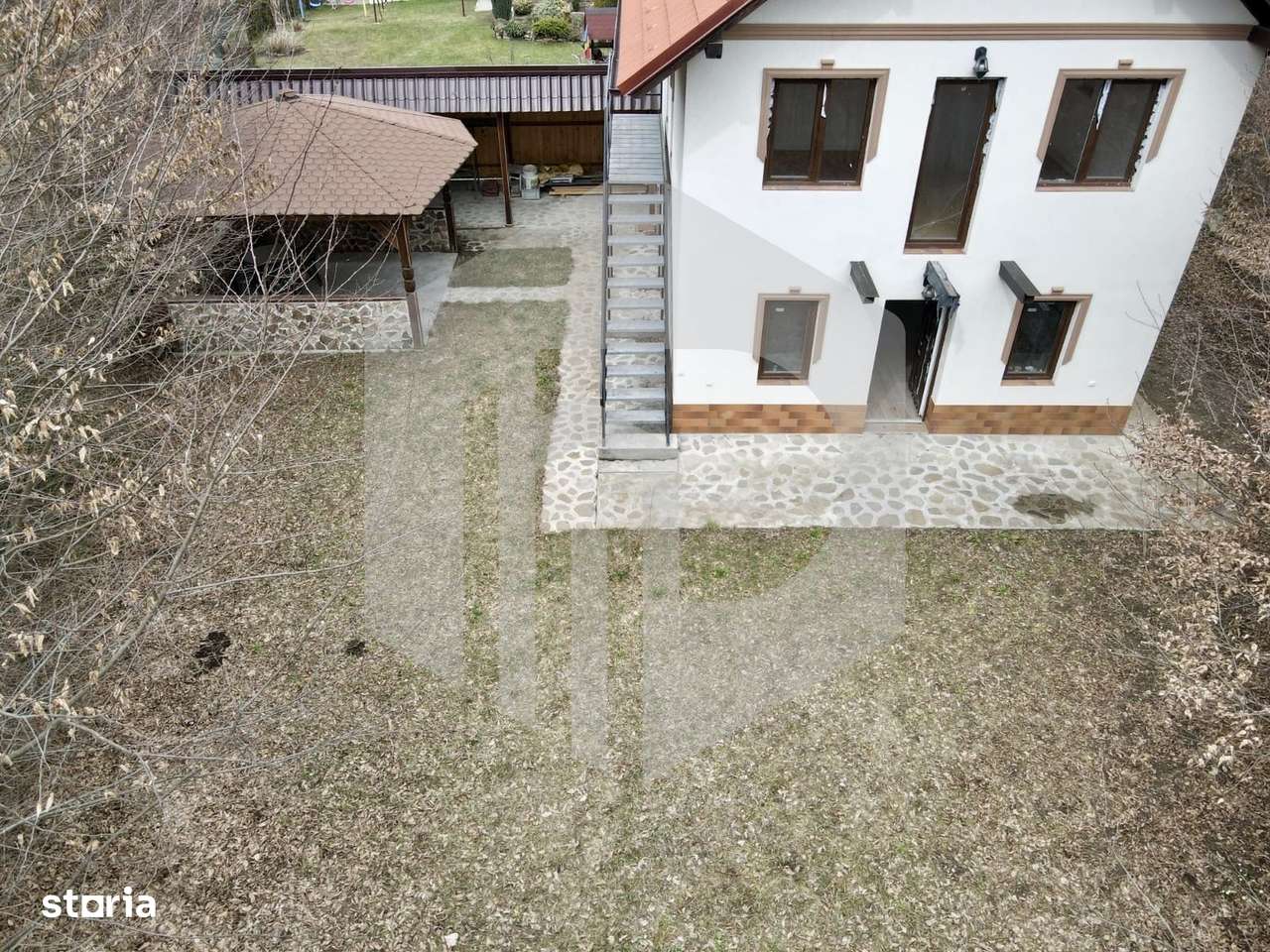 Casa de Vacanță în Valea Avrigului cu 3 Dormitoare //  120 mp - Imagine principală: 4/8