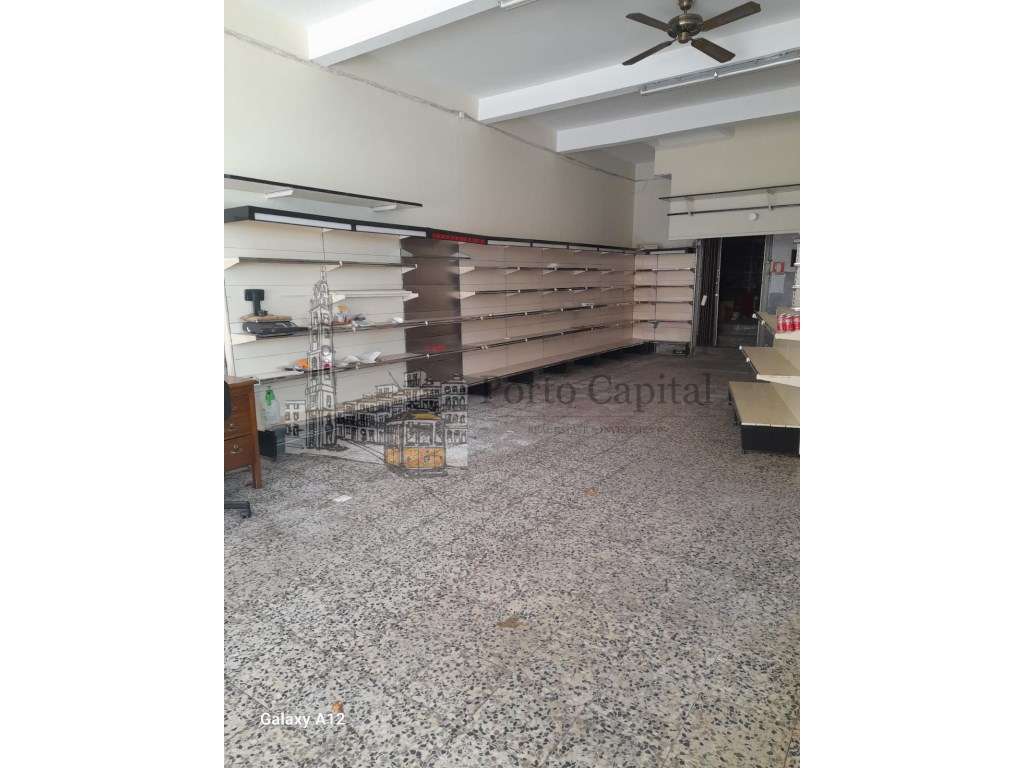 EXCELENTE LOJA COM 207M2 (R/C E CAVE) E DUAS FRENTES, MUITO BEM LOC... - Grande imagem: 2/20