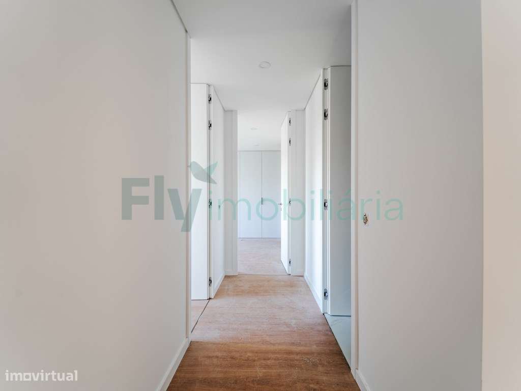 Apartamento T3 com excelente áreas em zona central de Lousada-22