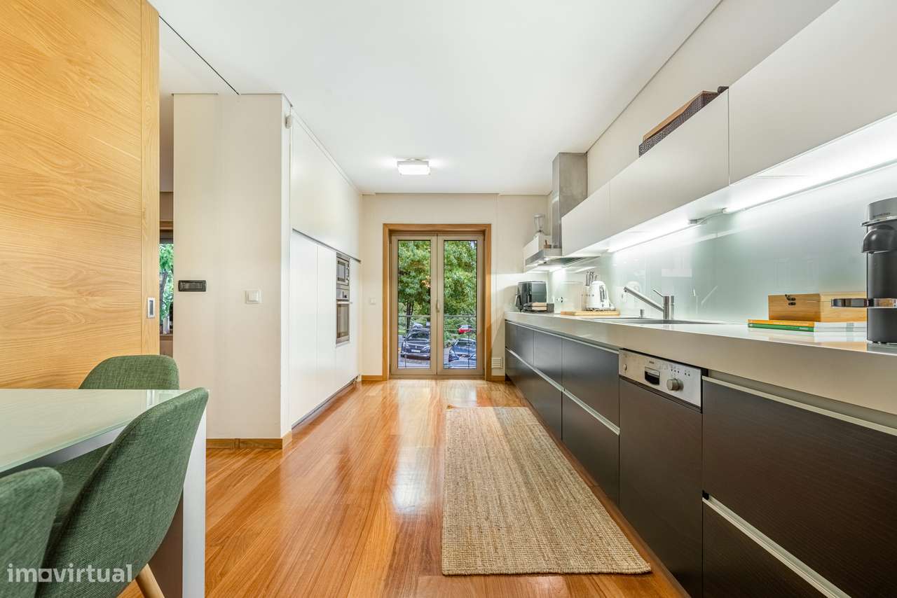 Moradia T3 + escritório à venda em Fraião - Braga-6