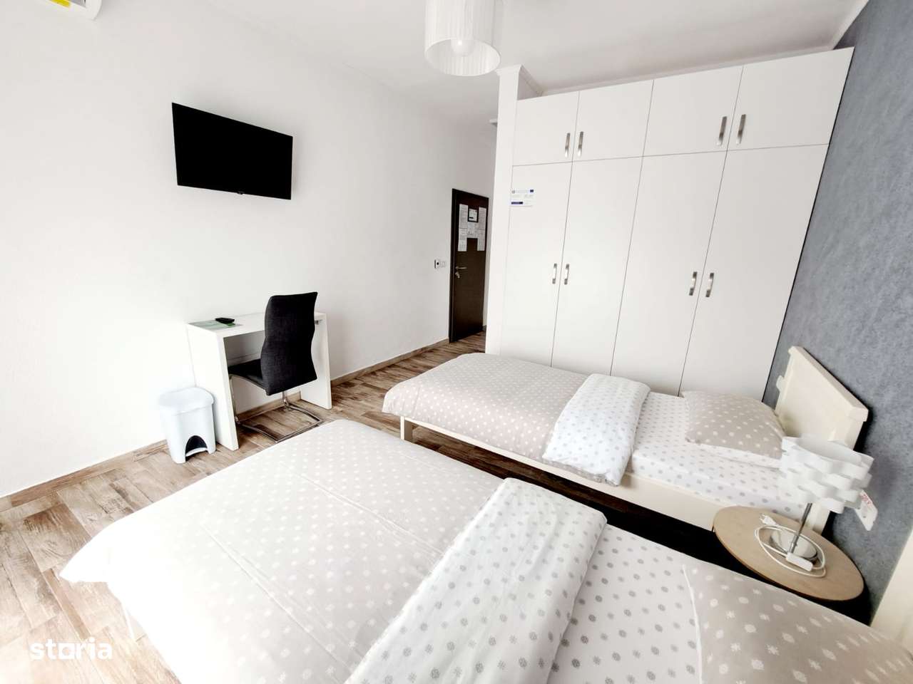 360 IMOBILIARE pune în vânzare o vilă superbă în Giarmata-10