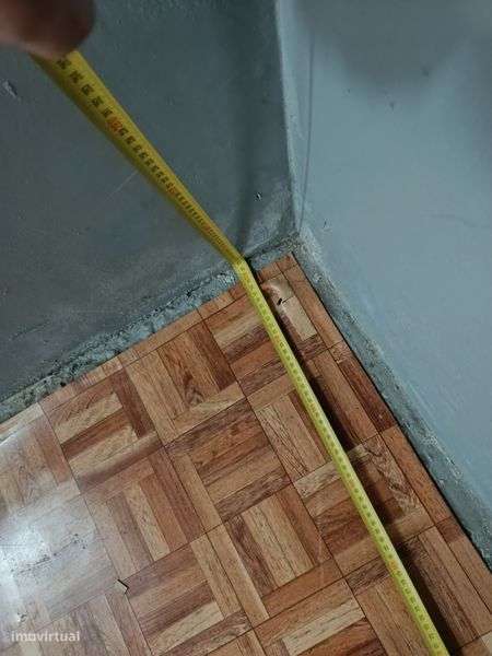 Aluga-se lugar de arrumos arrumacao antas praça Velásquez porto - Grande imagem: 5/5