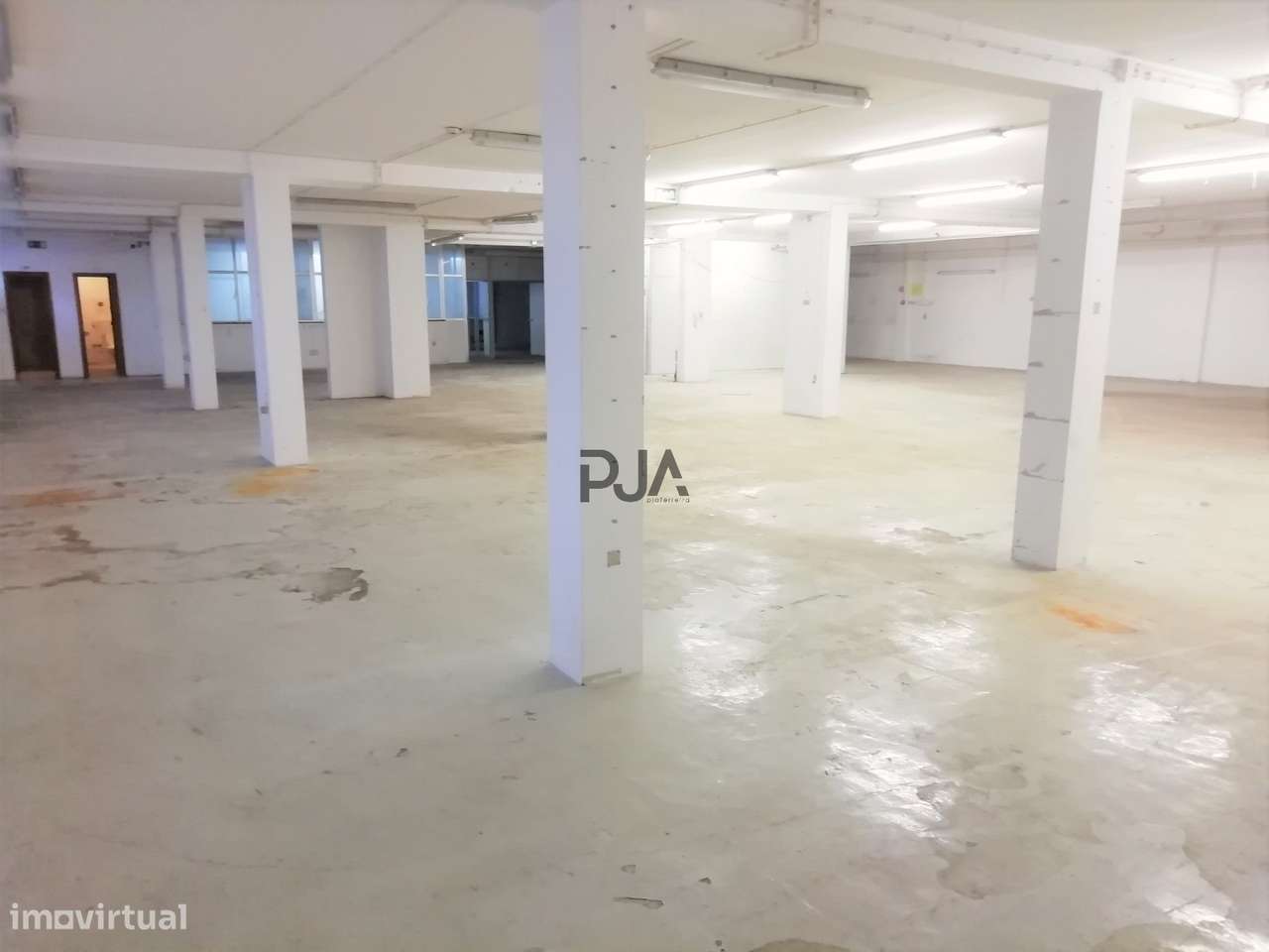 Armazém para arrendar em Viseu - Grande imagem: 2/4