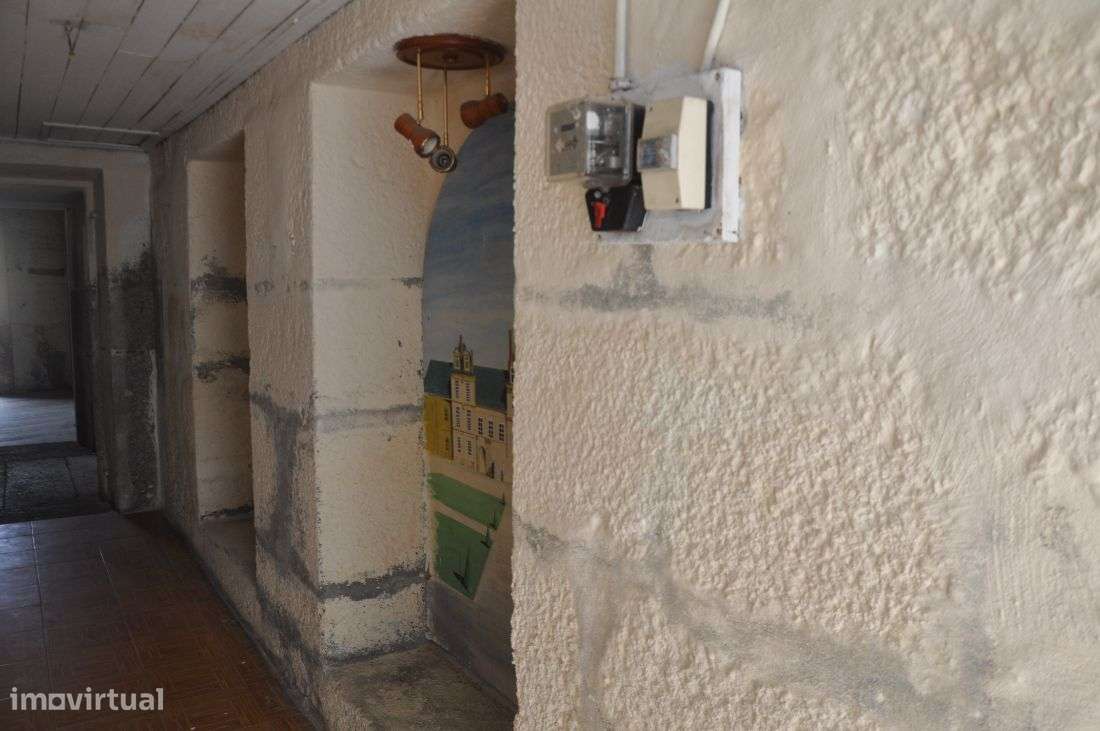 Casa para Restauro em Abação-18