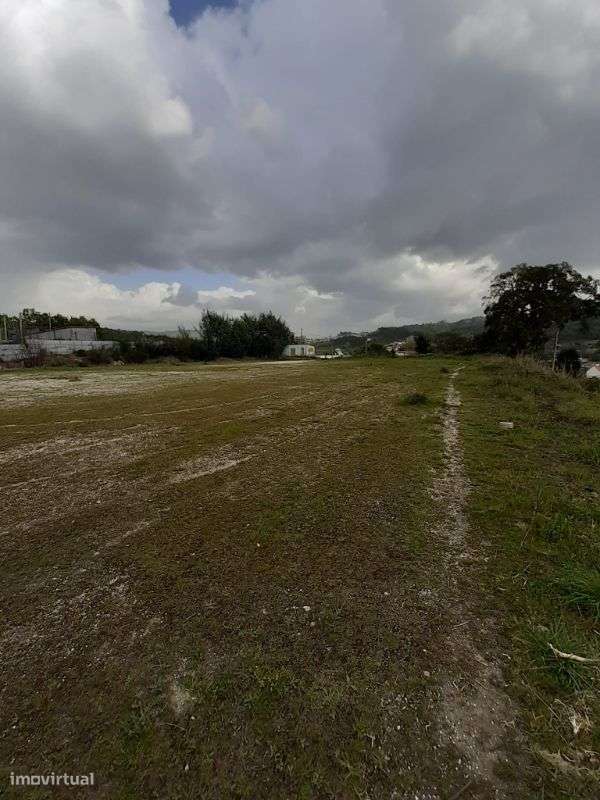 Excelente Terreno de construção - Grande imagem: 4/8