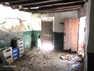 Casa de aldeia para recuperar com + - 100m2 área bruta - Grande imagem: 5/27