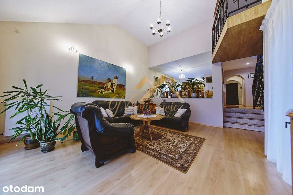 Dom z pompą ciepła i fotowoltaiką | Duża działka-2