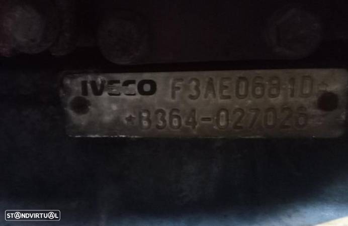 Motor Iveco - - 4