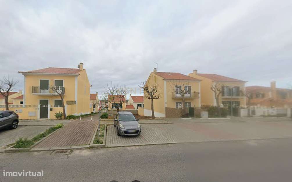 Terreno de gaveto para moradia – São Pedro da Cadeira (Escravilheira) - Grande imagem: 4/4