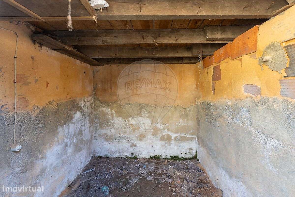 Moradia T4 para venda-23