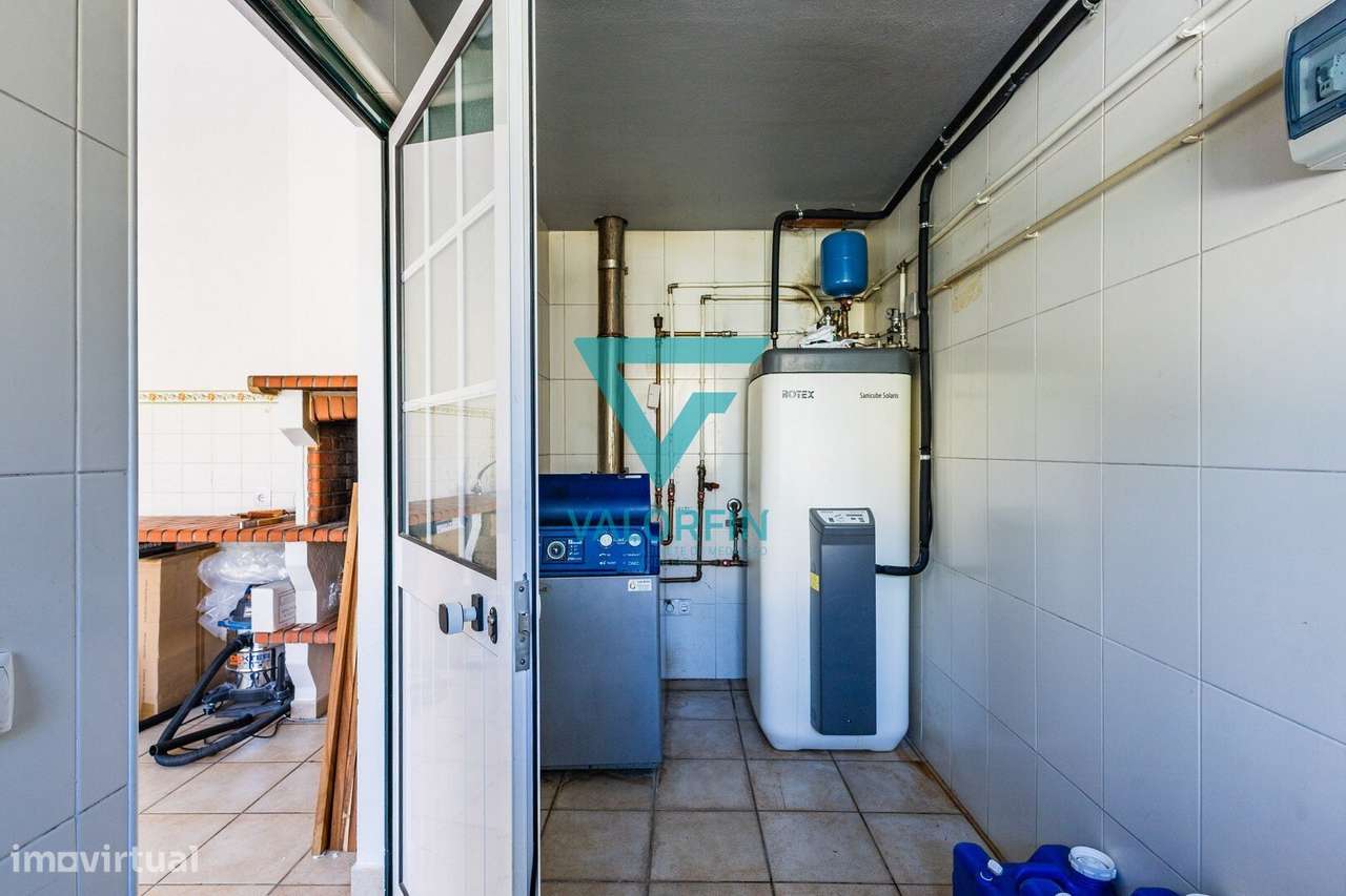 Moradia T4 c/ Jardim e Logradouro - Trutas - Marinha Grande-21