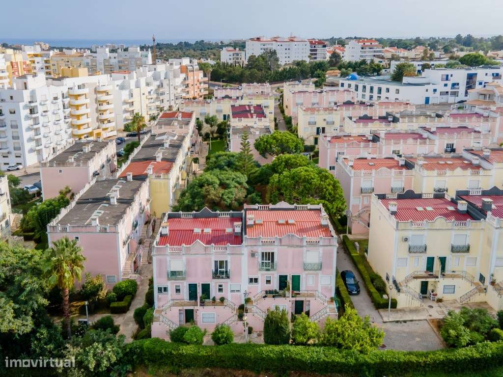 T3 renovado nos Jardins da Bemposta-37