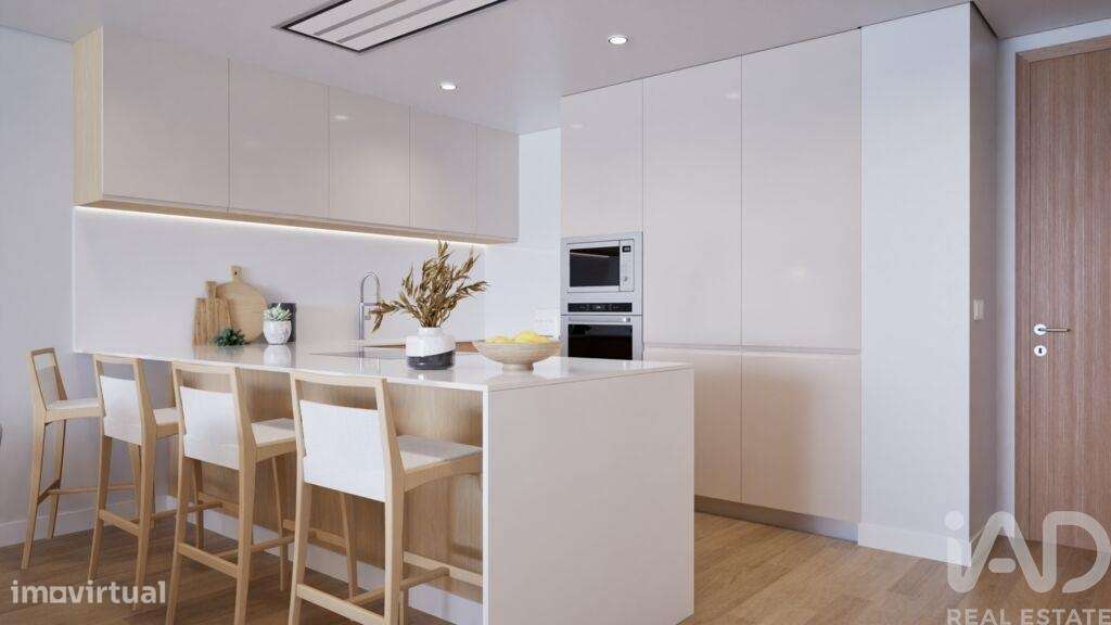 Apartamento T2 em Estreito de Câmara de Lobos de 104,00 m2 - Grande imagem: 5/17