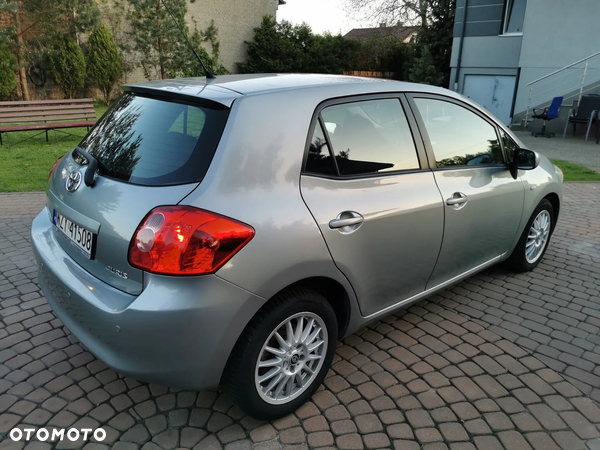 Toyota Auris 2.0 D-4D Life - 18