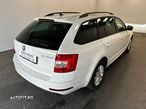 Skoda Octavia Combi Diesel 1.6 TDI DSG Style - 20