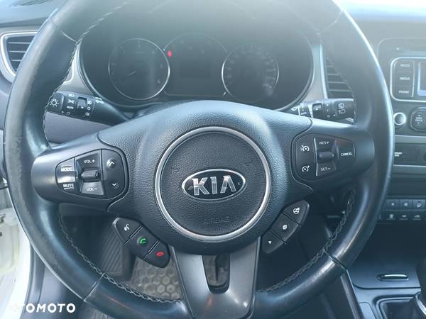 Kia Carens 1.7 CRDi S - 14